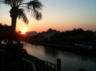7025 Pelican Island Dr, Rocky Point, FL 33634