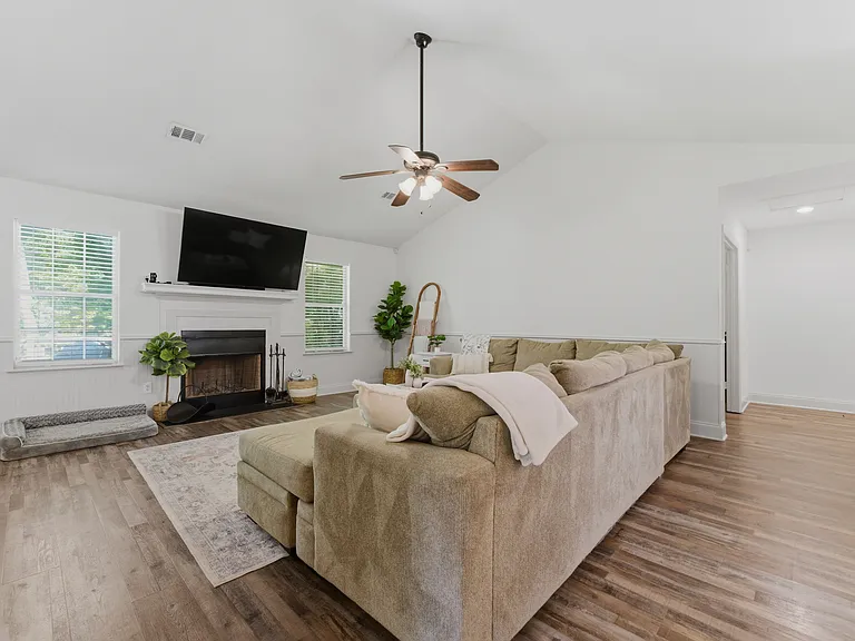 4524 High Grove Ct NW — Photo 3