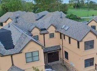52 Perona Ln, Staten Island, NY 10308