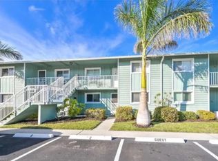 154 Cypress Way E, Naples, FL 34110