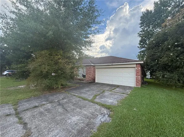 112 Boswells Dr, Slidell, LA 70458