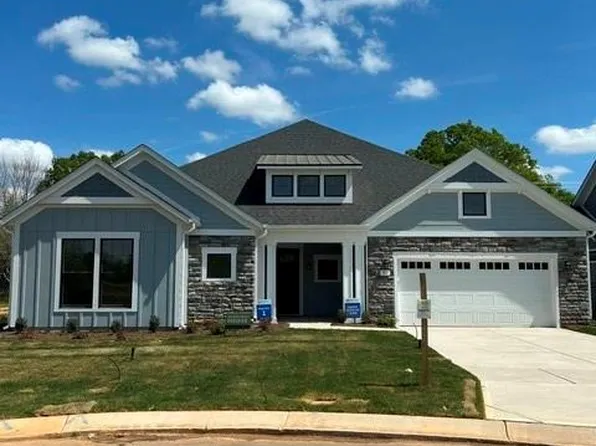 3015 Five Creek Rd, Charlotte, NC 28213