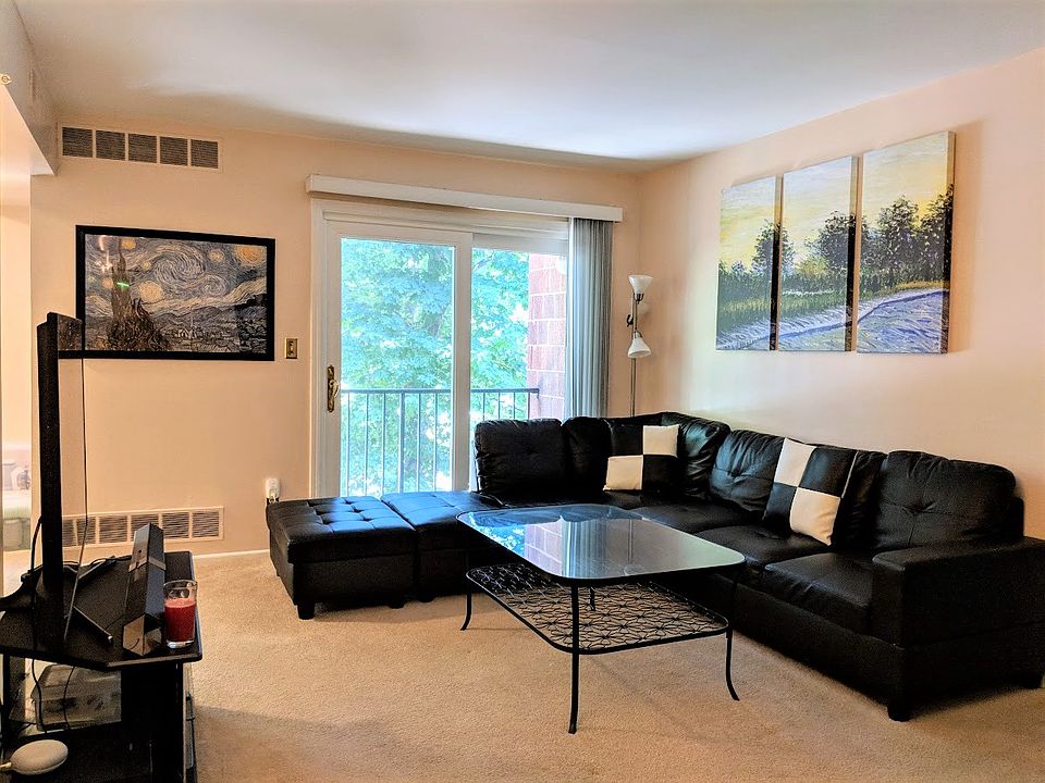 Living room before innovation