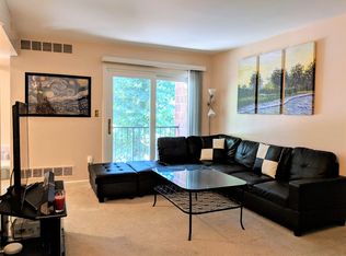 8 Malvern Way, Edison, NJ 08817