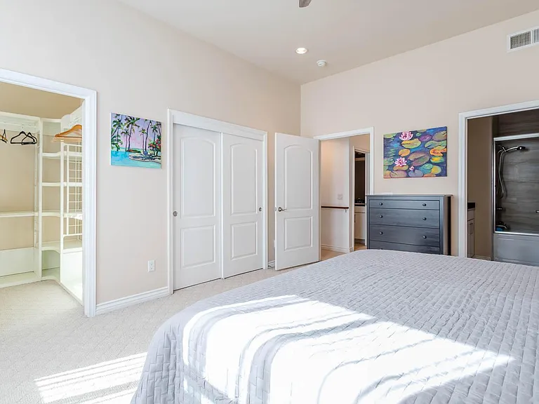 441 N Los Robles Ave — Photo 15