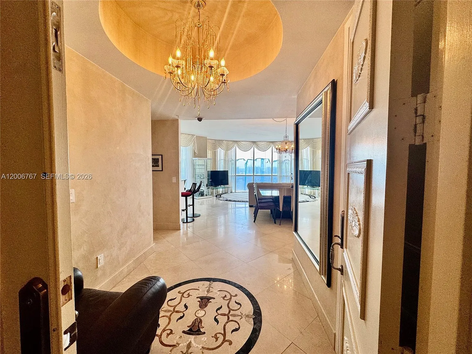 Trump Palace Condo — Photo 1