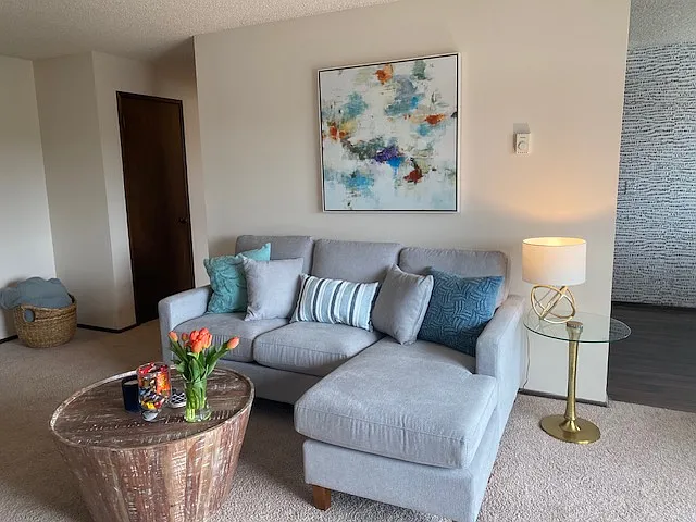 4501 Midvale Ave N #302 — Photo 2