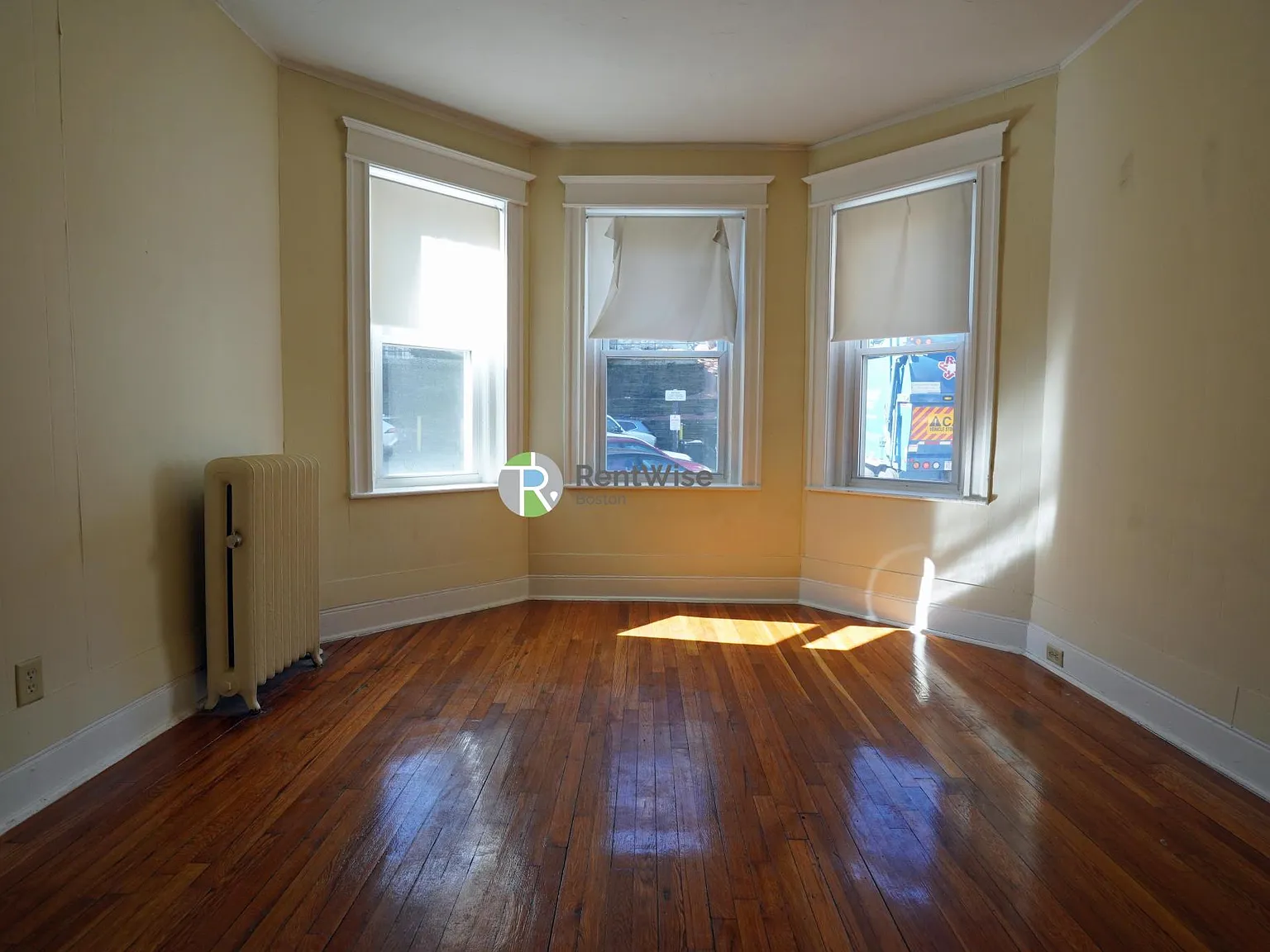 217- 221 Kelton St — Photo 2