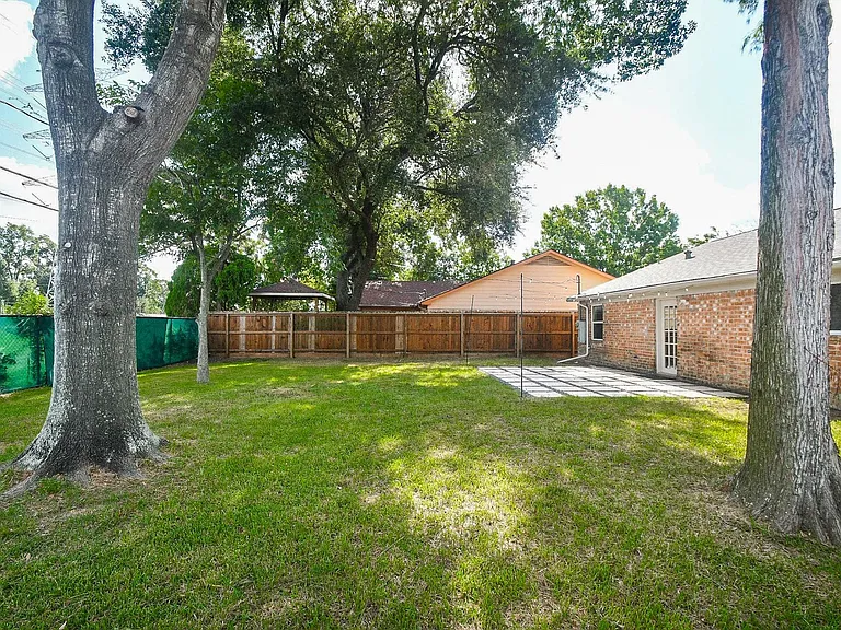 10442 Norton Dr — Photo 25