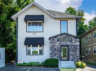 7012 Plainfield Rd, Cincinnati, OH 45236