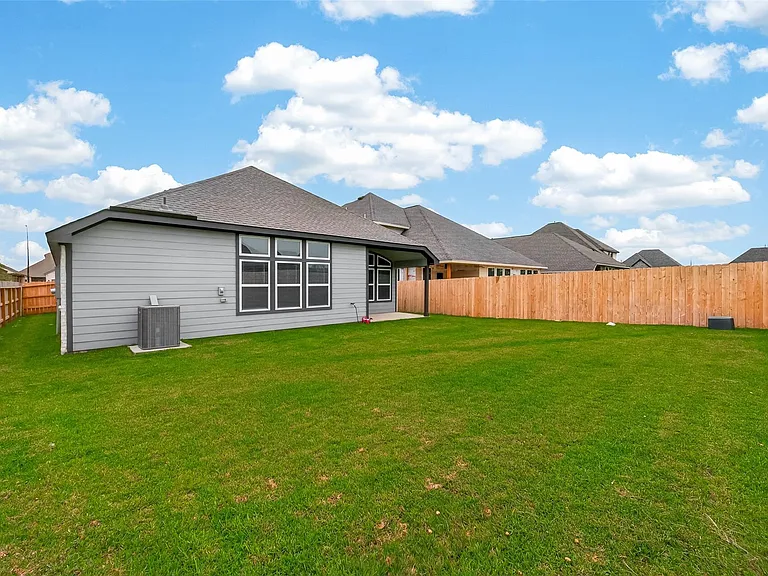 6123 Severson Lake Ct — Photo 42