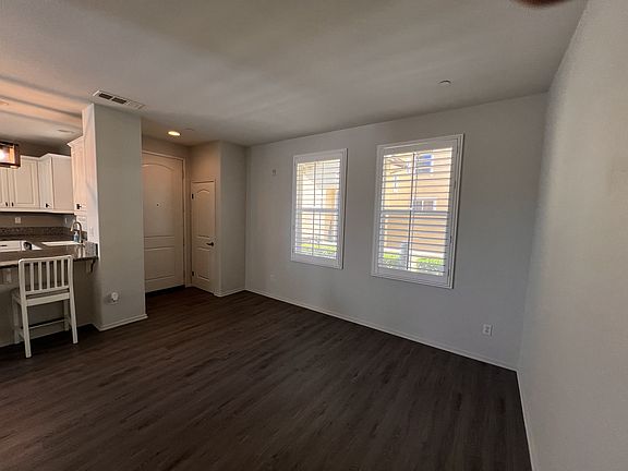 3rd image of 8090 Cornwall Ct Unit 94