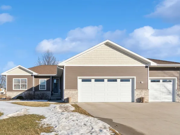 945 2nd St, Jesup, IA 50648