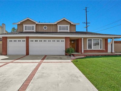 16001 Ballantine Ln, Huntington Beach, CA, 92647