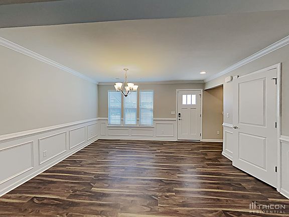 4th image of 2820 Goose Creek Ln