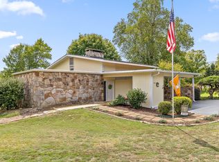 9245 Sunny Shore Ln, Chattanooga, TN 37416