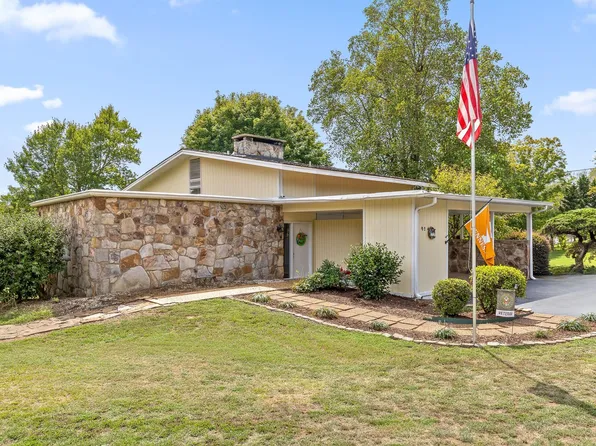 9245 Sunny Shore Ln, Chattanooga, TN 37416