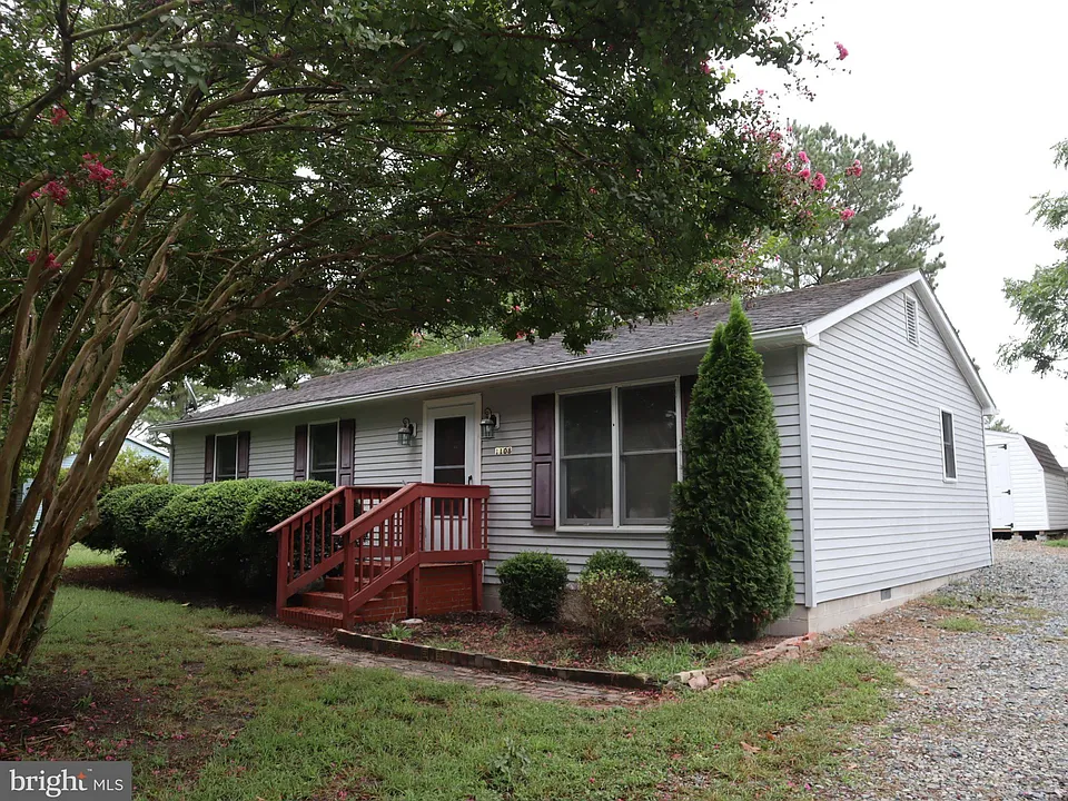 1108 Middleneck Dr