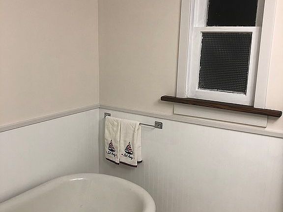Downstairs Bathroom