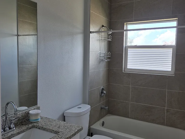 721 Green Ct — Photo 11