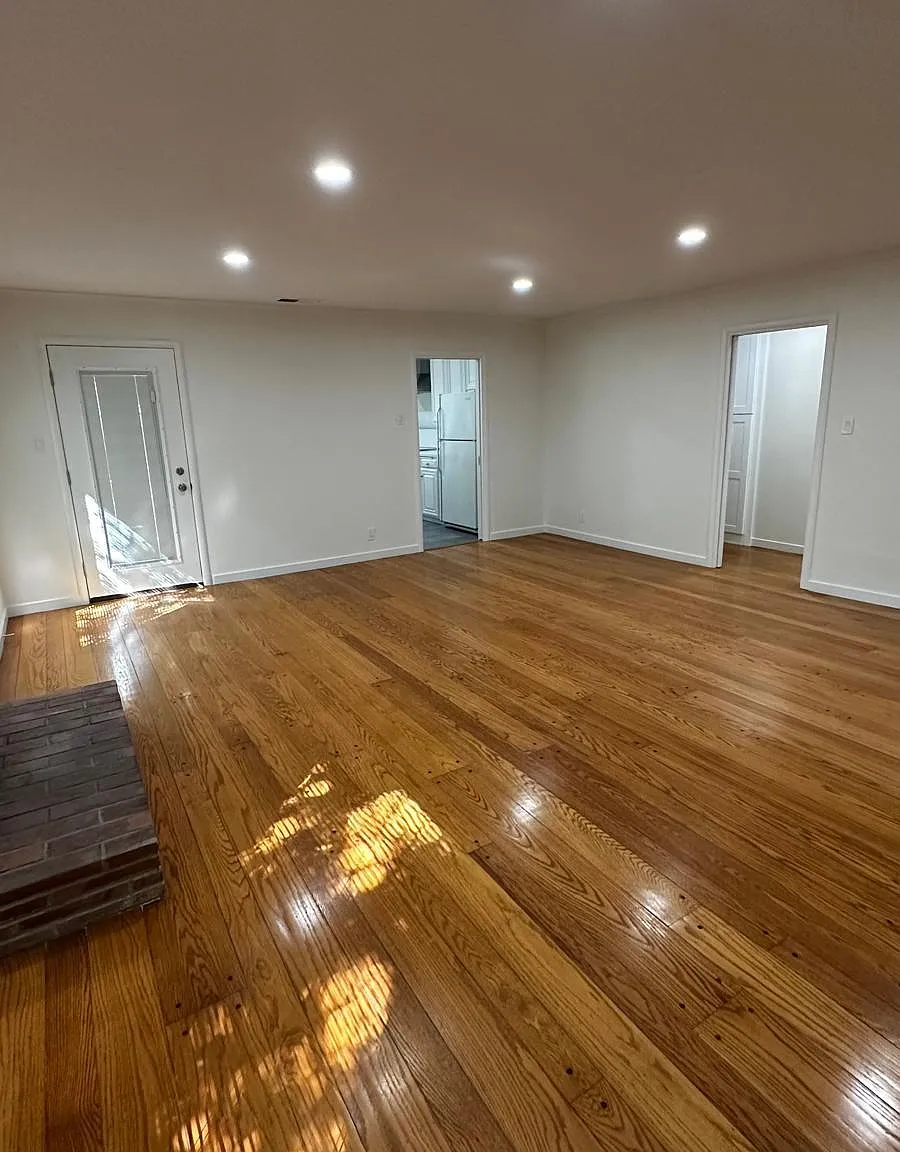 3 bed, 2054 sqft, $6,500 — Photo 3