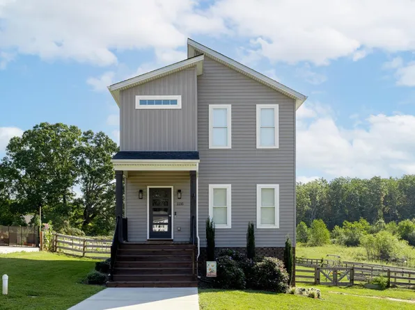 1135 Dodson Dr, Rustburg, VA 24588