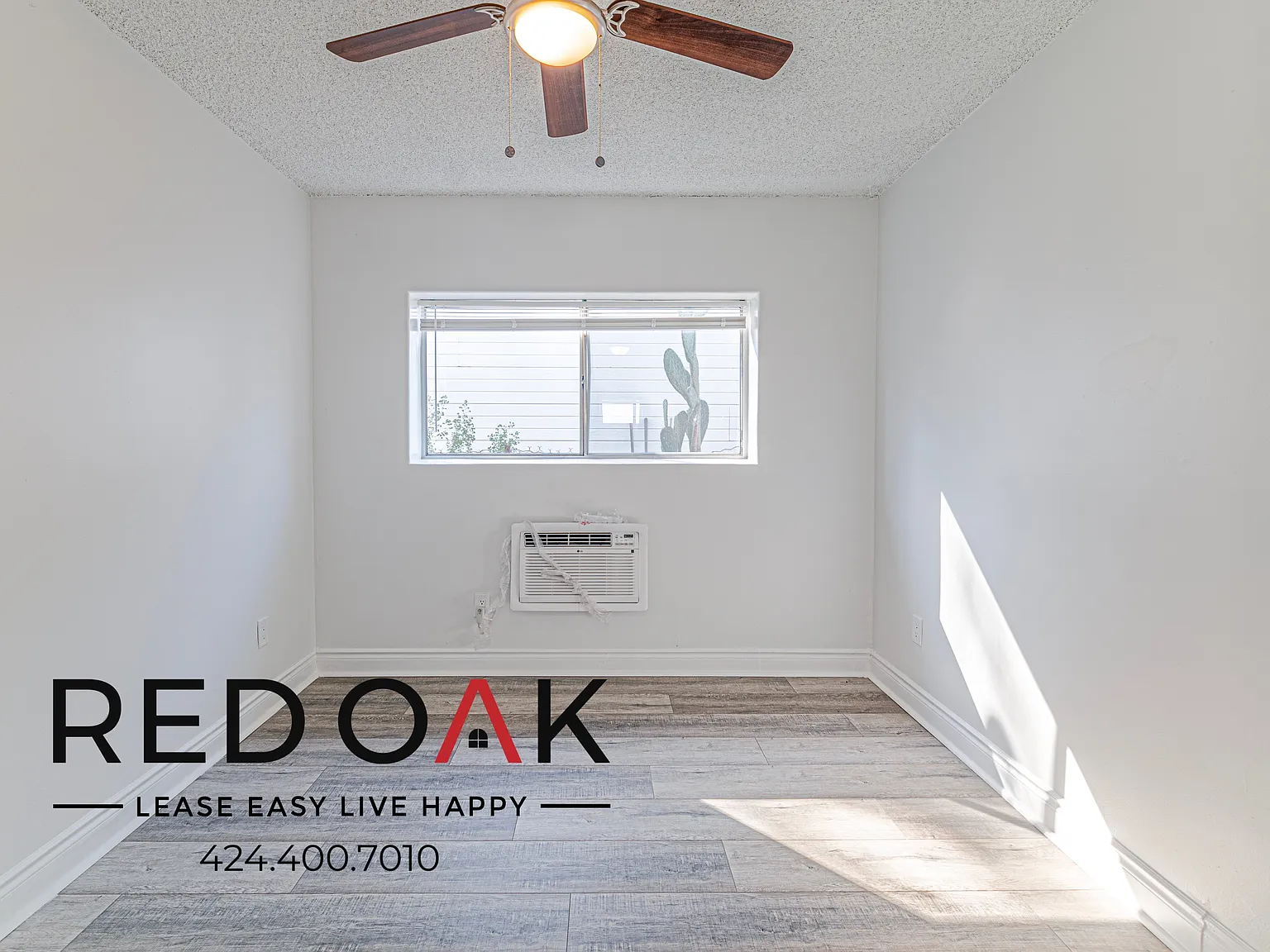 ~Low Deposit~ Lovely One Bedroom With Lots Of Natural Light, Ample Storage, And Included Applianc... — Photo 3