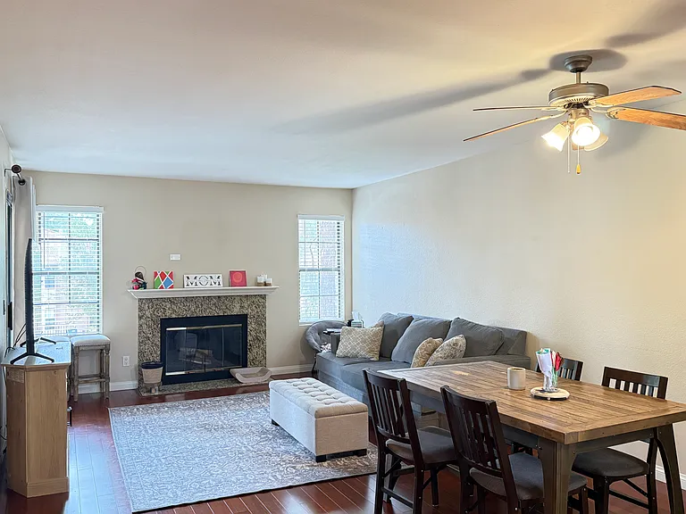 12079 Alta Carmel Ct — Photo 6