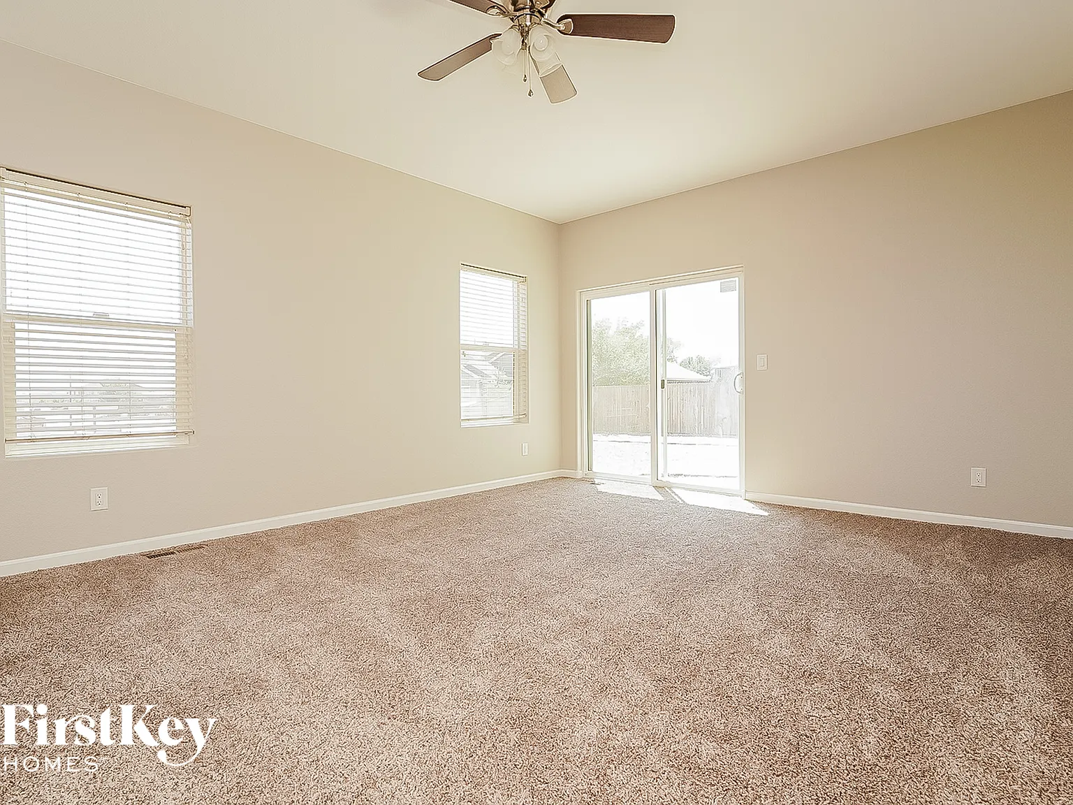 3 bed, 2.0 bath, 1459 sqft, $2,805 — Photo 3