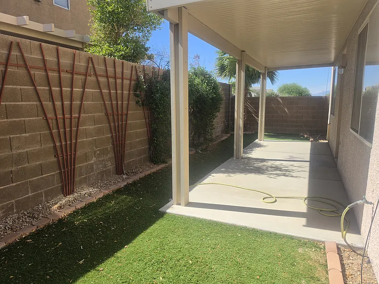 6807 Baby Jade Ct — Photo 19