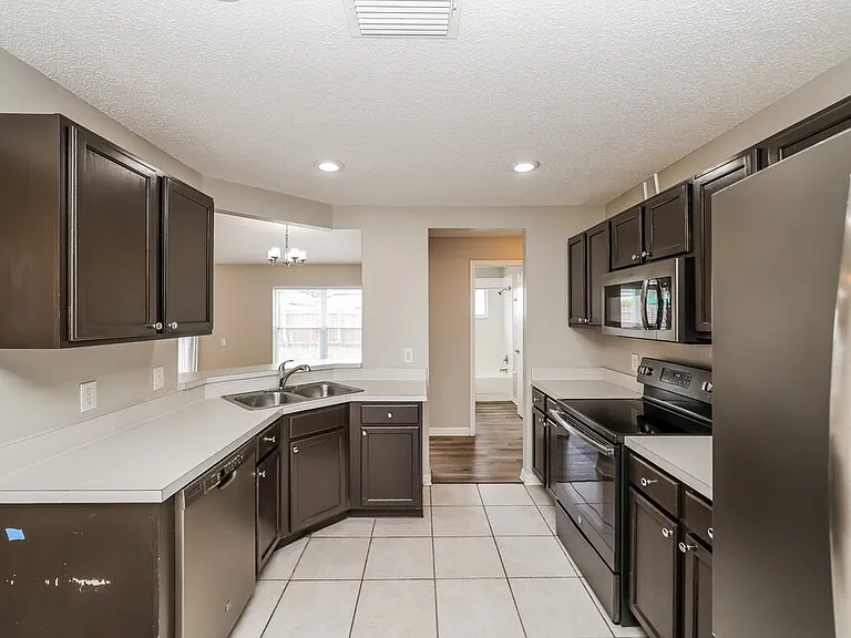 12219 Dawn Vista Dr — Photo 6