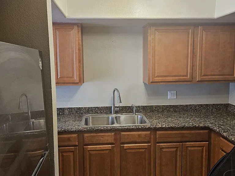 955 N Granite Reef Rd #131 — Photo 3