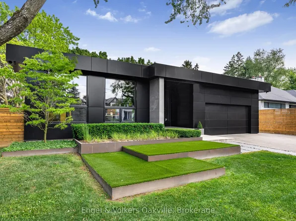 1516 Duncan Rd, Oakville, ON L6J 2R3