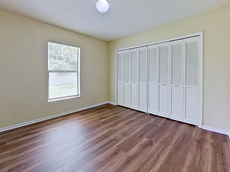 12958 Medford Ln — Photo 18