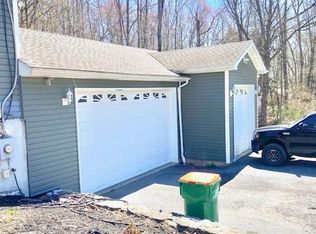 7 Broadview Rd, Poughkeepsie, NY 12603