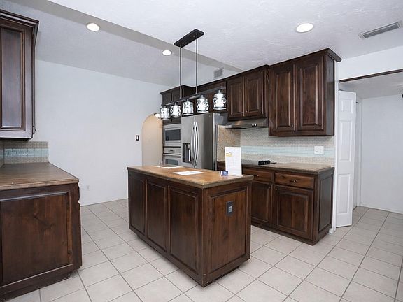 5th image of 5334 Heather Glen Dr
