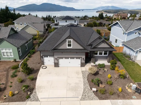 3816 Rock Ridge Parkway, Anacortes, WA 98221
