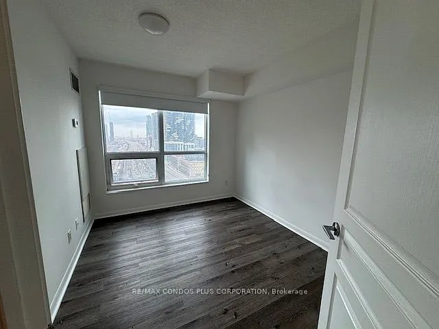 18 Yonge St #1805 — Photo 6