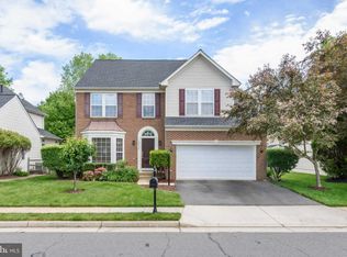 20436 River Bank St, Sterling, VA 20165