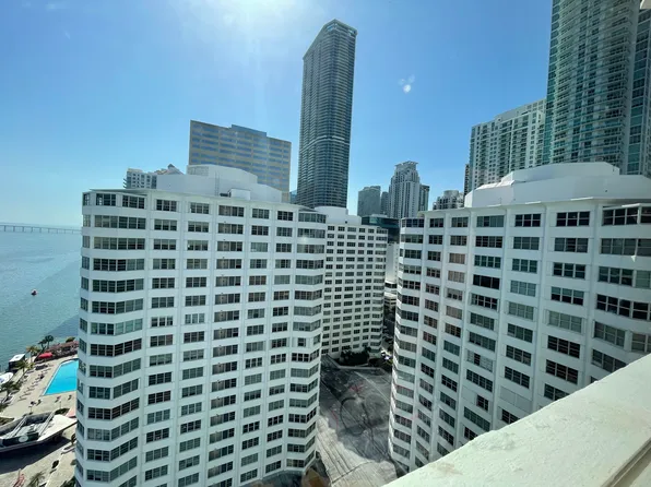 801 Brickell Bay Dr, Miami, FL