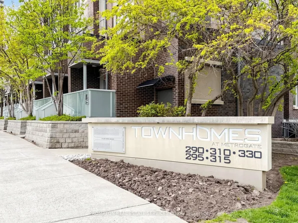 330 Village Green Sq #3, Toronto, ON M1S 0L1