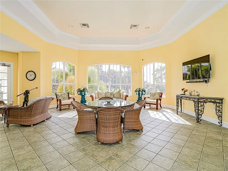 5080 Fairways Cir #G301 — Photo 31