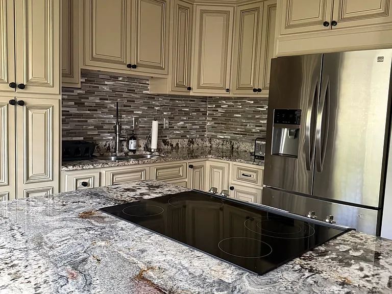 3282 E Deshler Ave — Photo 3