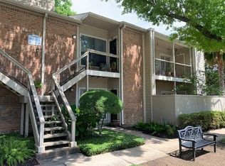 2001 Bering Dr APT 1A, Houston, TX 77057