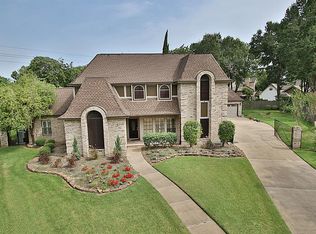 8610 Hawaii Ln, Houston, TX 77040