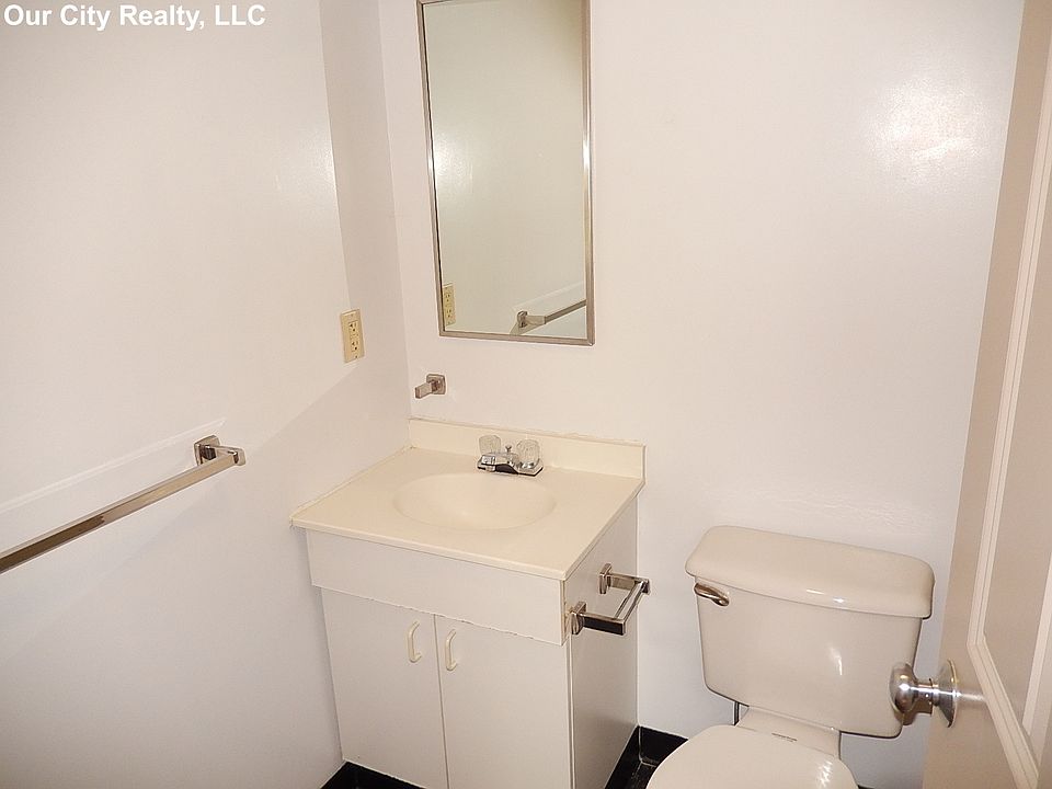 2nd image of 364 Harvard St APT 15