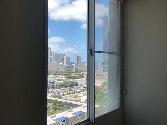4th image of 850 N Miami Ave APT 1901