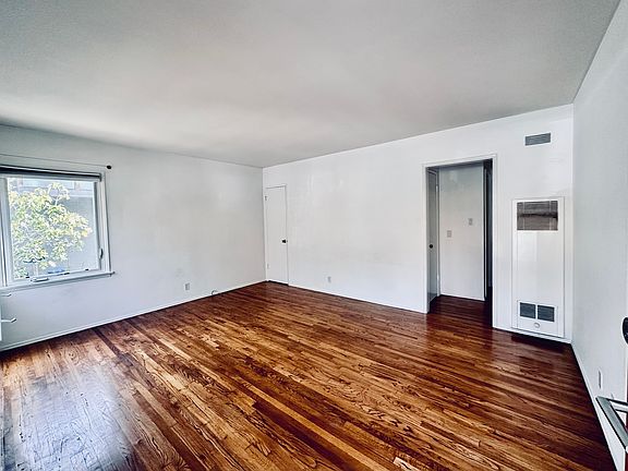 4th image of 215 3rd Ave Unit 1