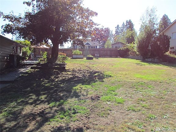 3rd image of 351 S 12th St