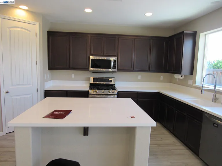 607 Guild Rd — Photo 12